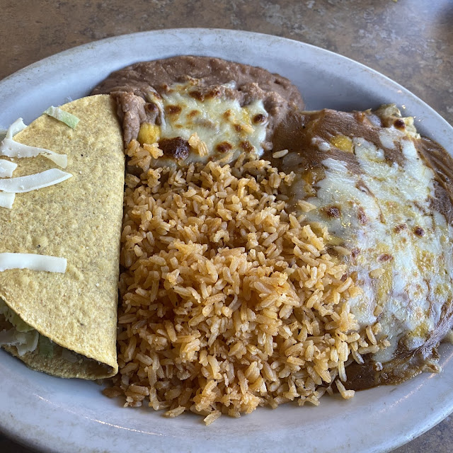 Enchiladas Aztecas