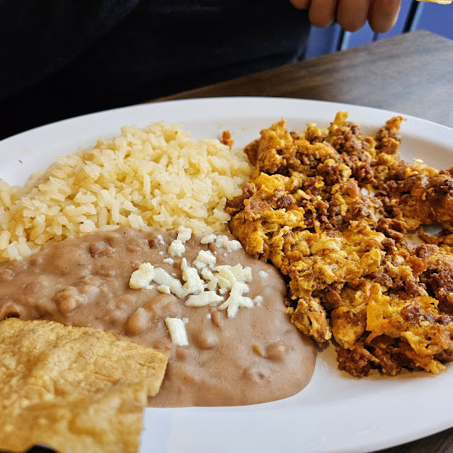 Mexican Sausage and Scrambled Eggs