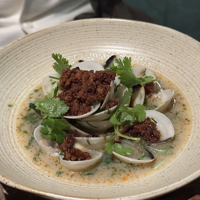 Almejas Con Chorizo