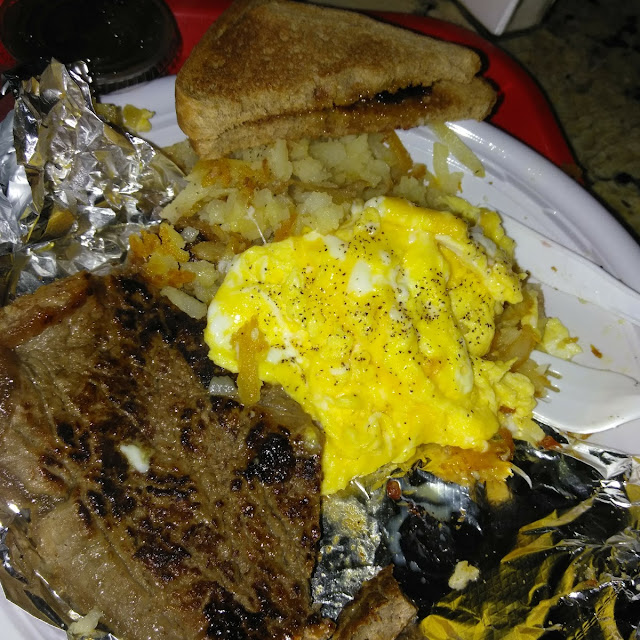 Steak and Eggs w Hash Browns