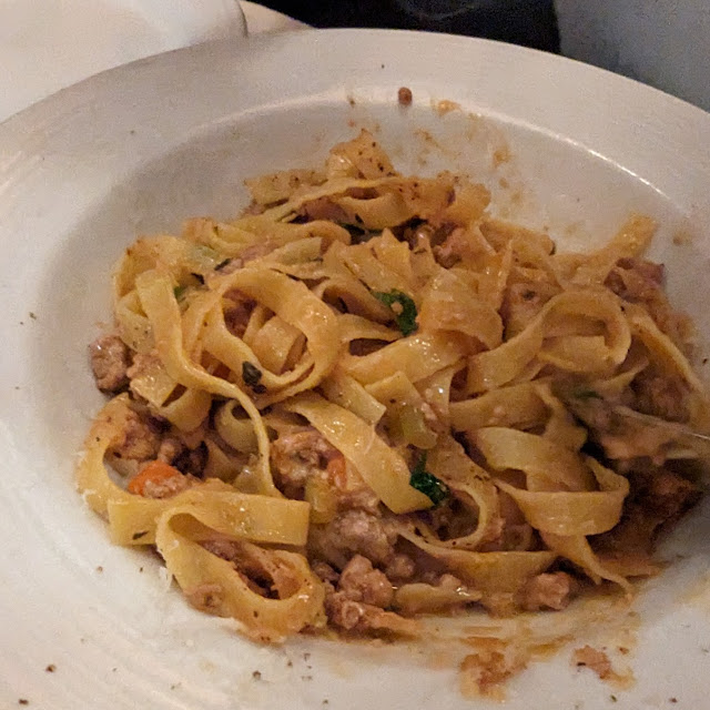 Linguine with Veal Sauce
