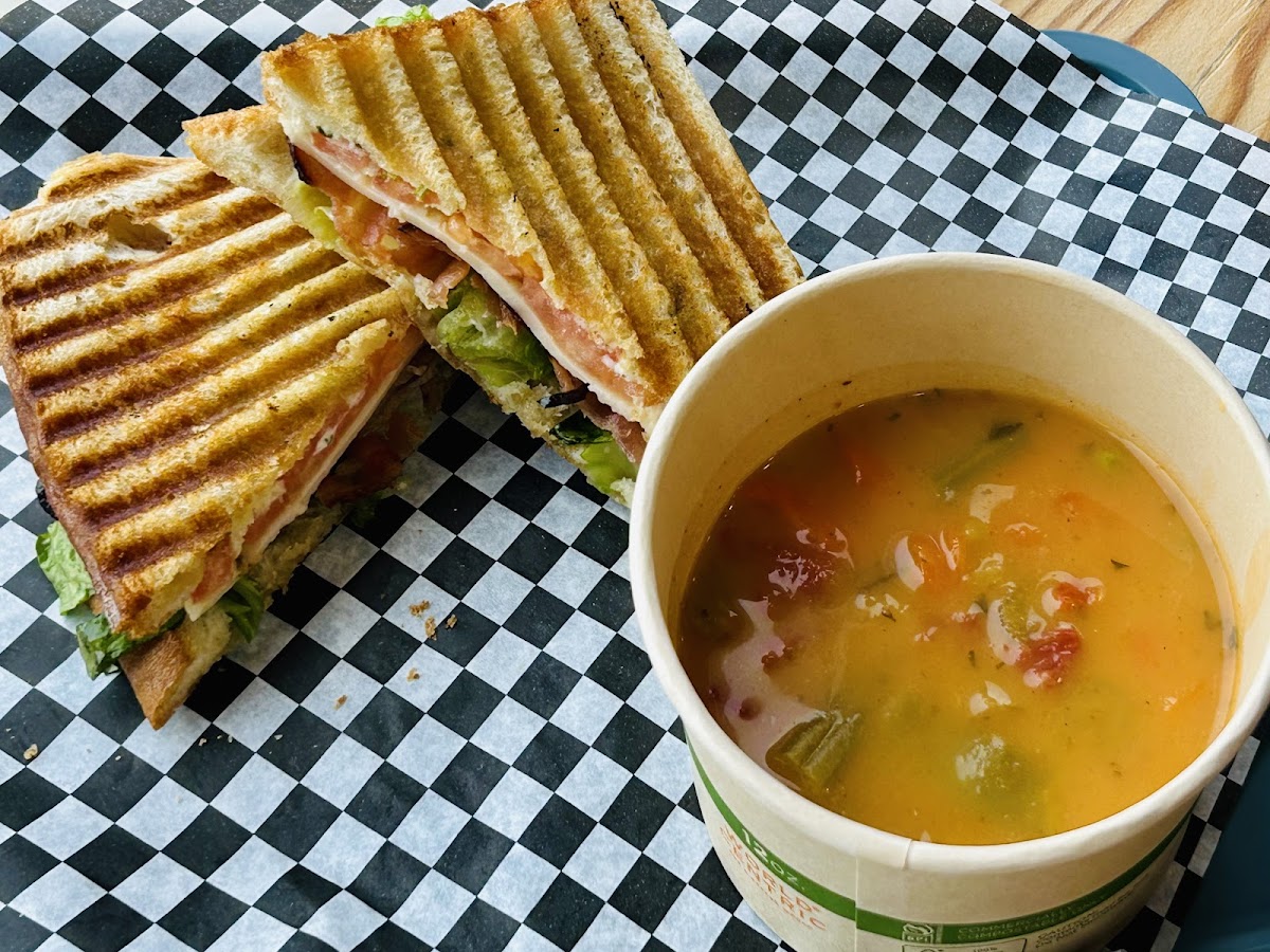 Madelina's Eatery