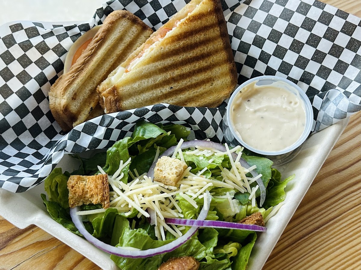 Madelina's Eatery