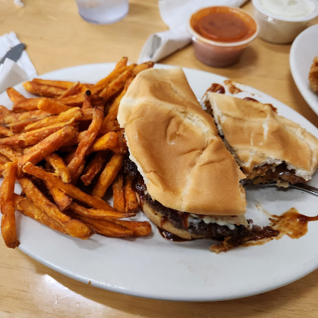 Cheeseburger and Sweet Potato Fries