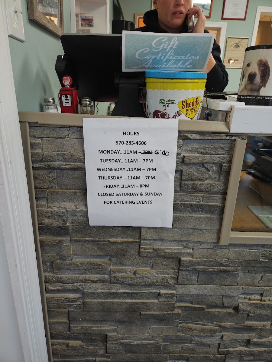 Magda's Family Catering and Pizza