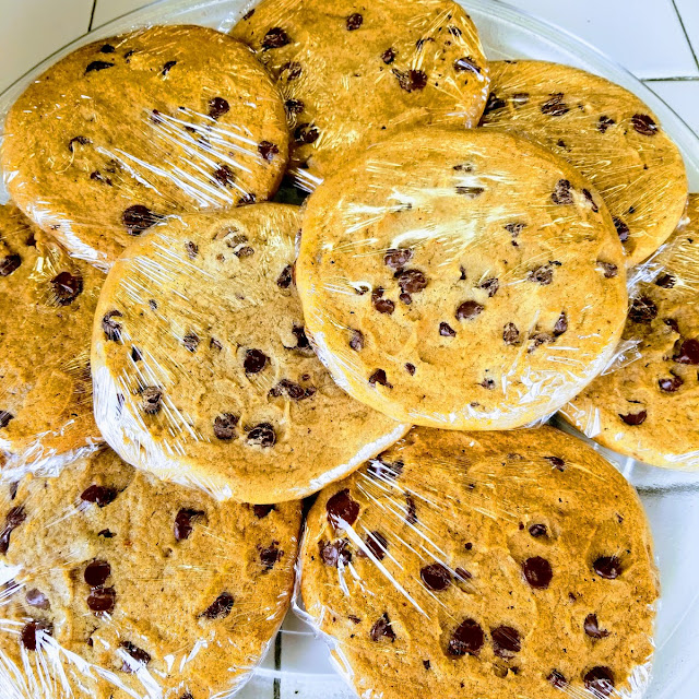 Chocolate Chip Cookie