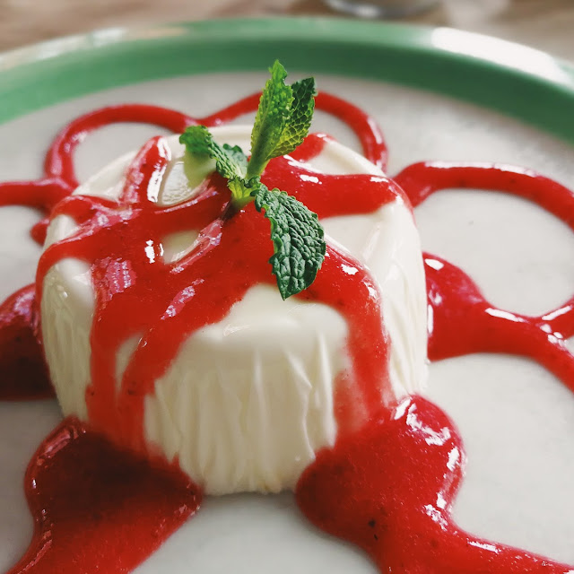 Pannacotta with Mixed Berries & Strawberry Sauce