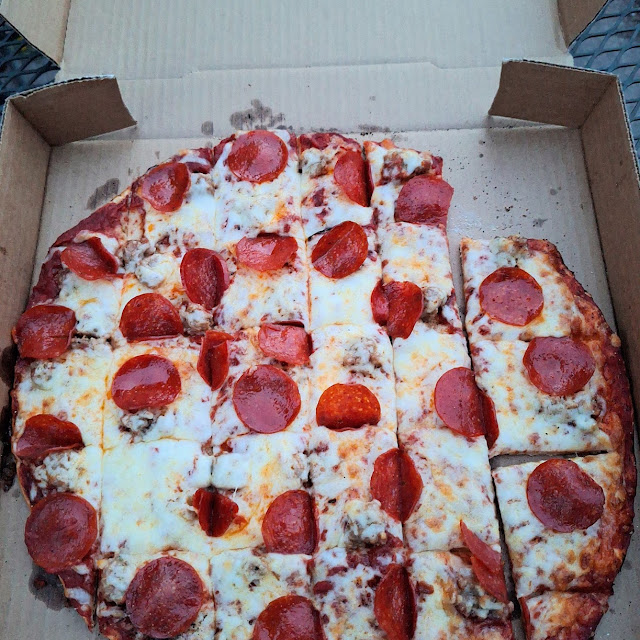 3 Pigs Pizza