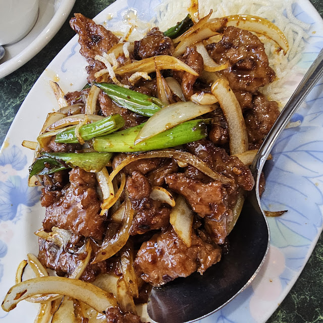 Sliced Beef with Onions