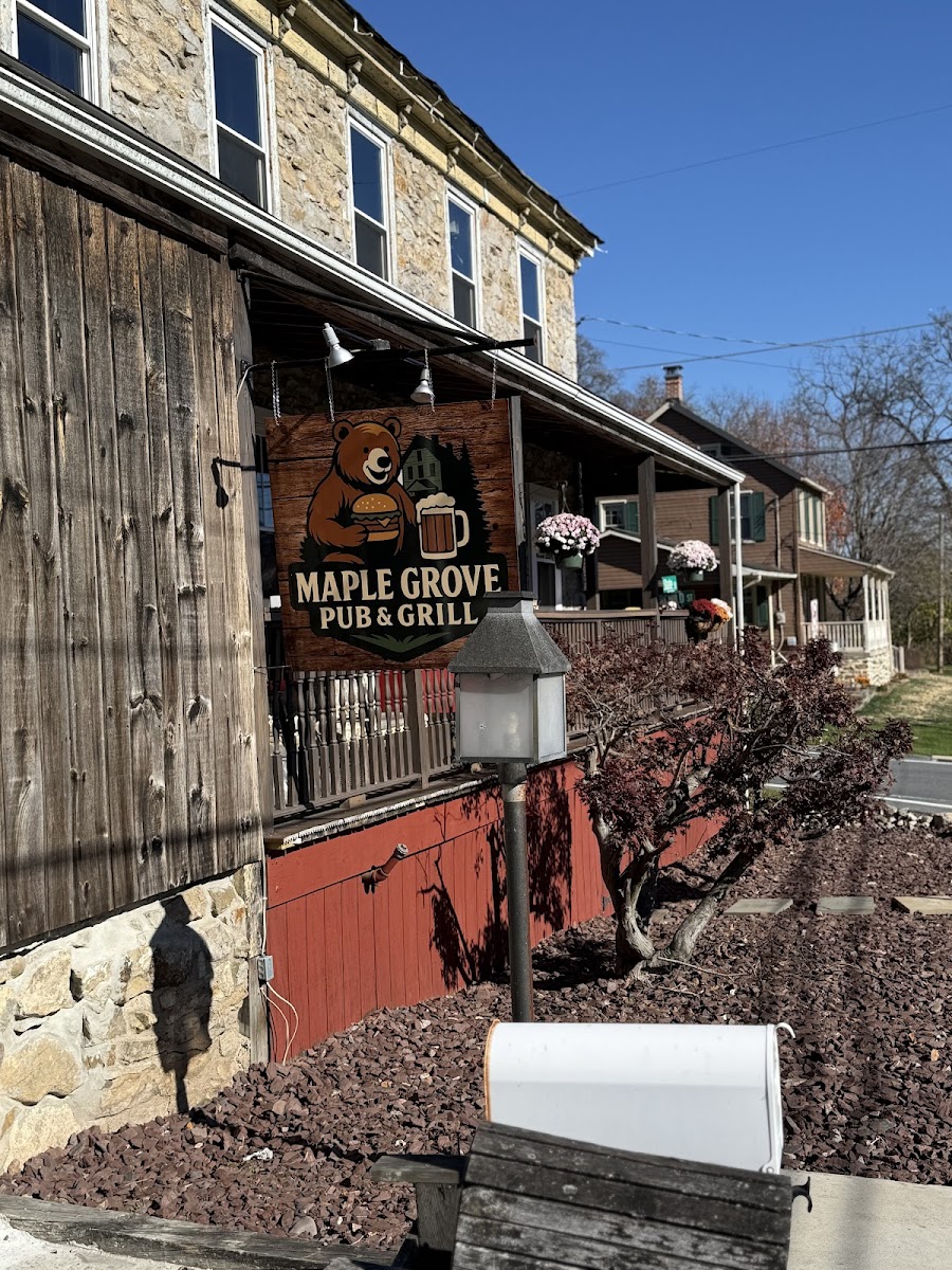 Maple grove pub&grill