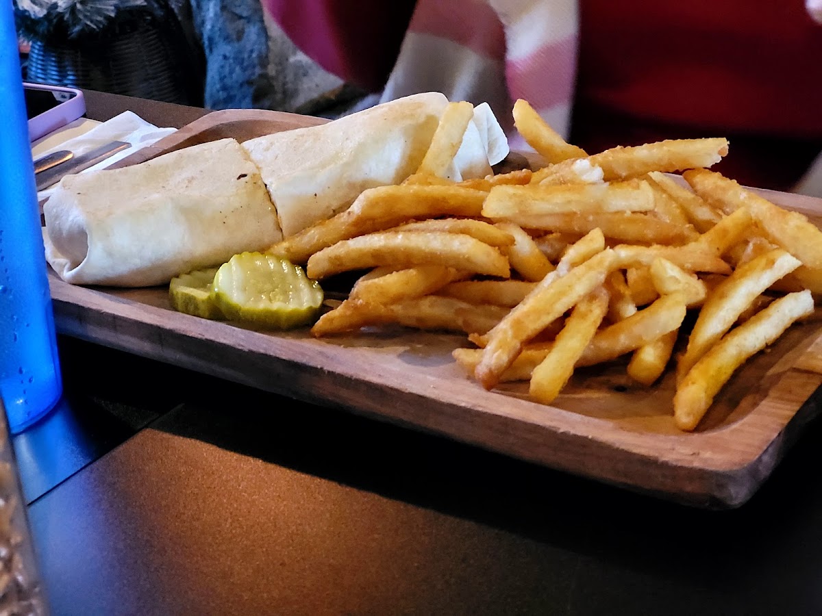 Maple grove pub&grill