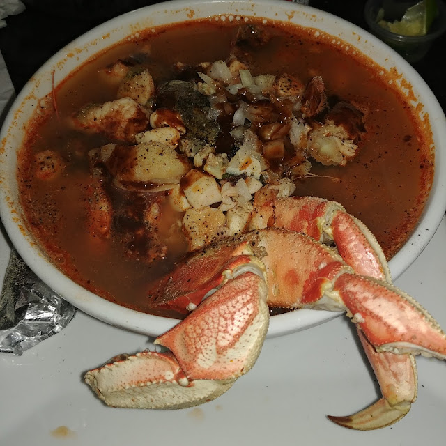 7 Mares Seafood Soup
