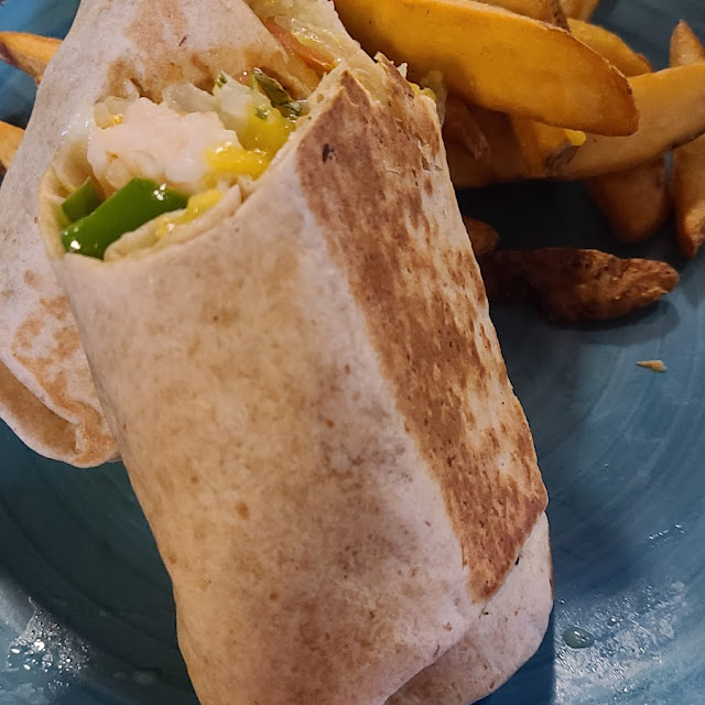 Mango Shrimp Wrap w Fries