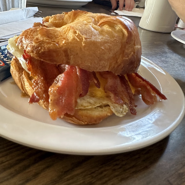 Croissant Sandwich