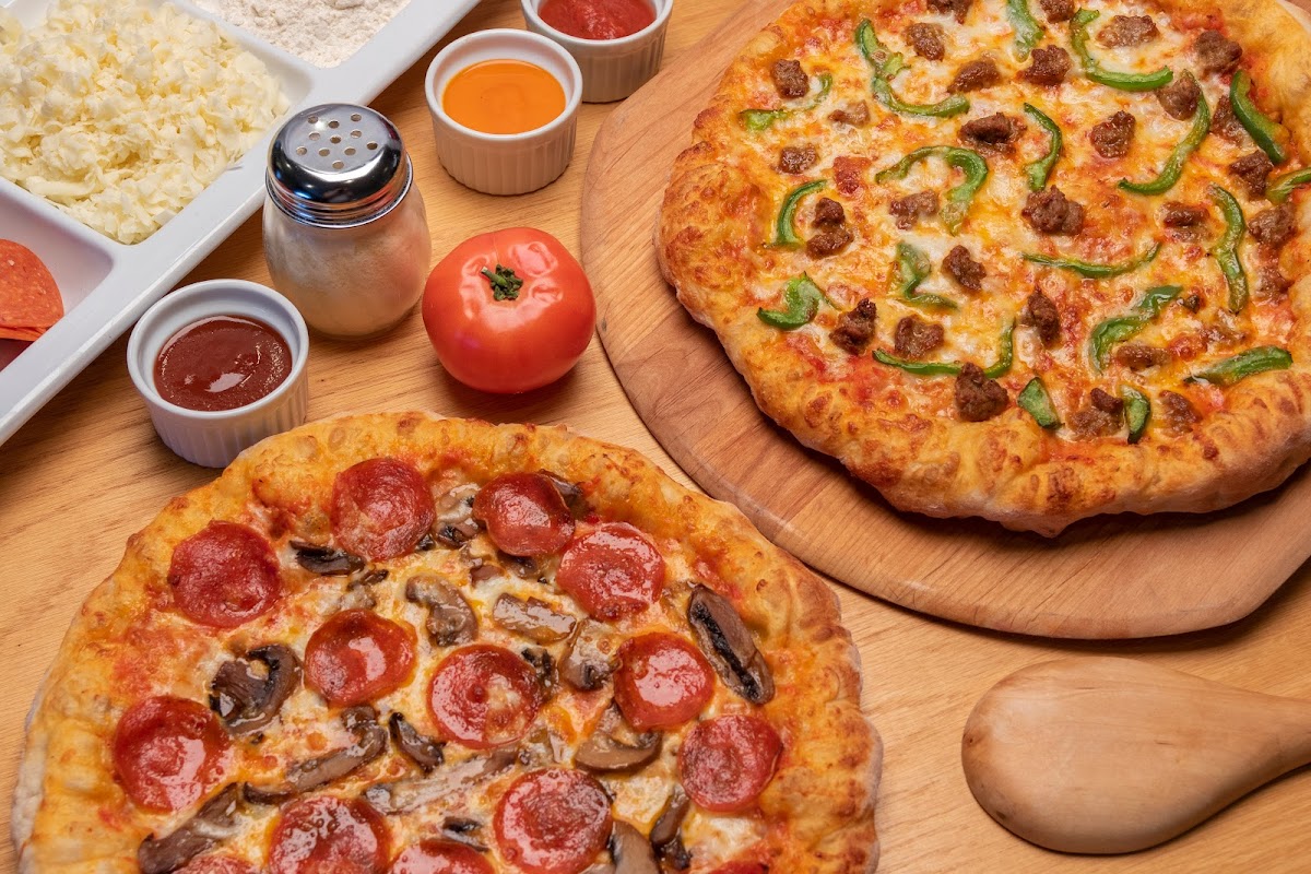 Mark's Pizzeria - Geneva