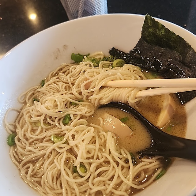 Kuromayu Ramen with Veggies