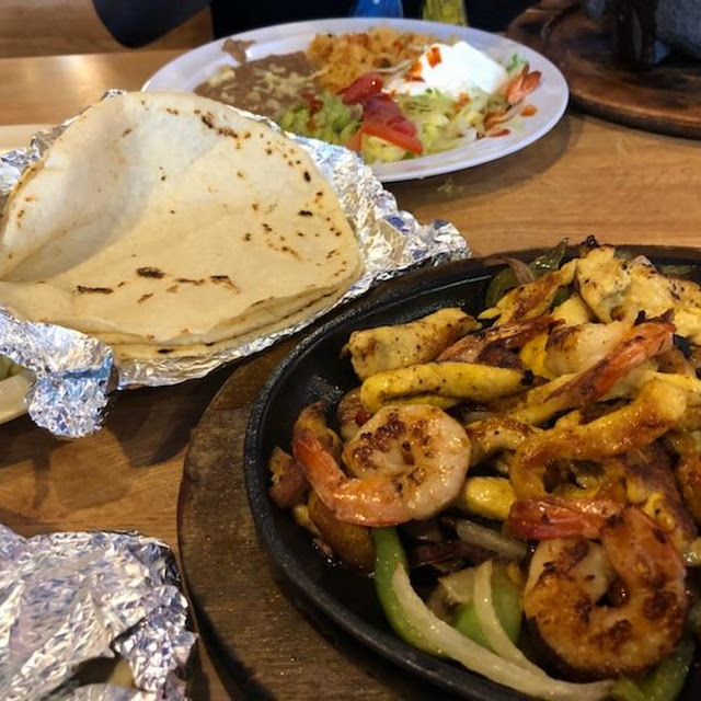Fajitas Nachos Camaron