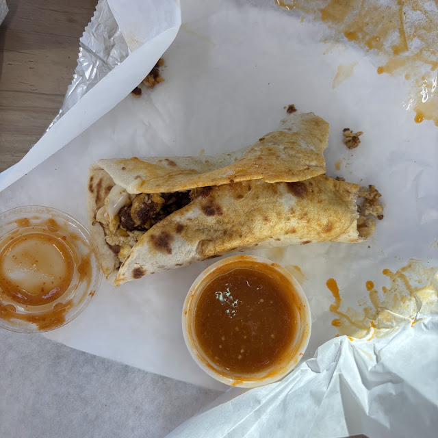 Burrito De Bistec Frijoles Y Huevo
