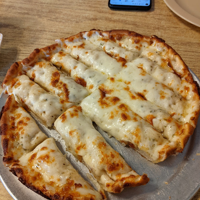 Cheese Bread with Garlic Sauce