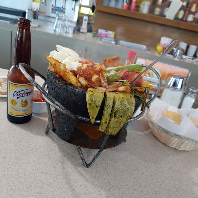 Molcajete Mixto