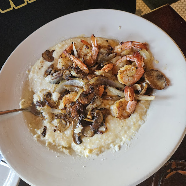 Shrimp and Grits with Gouda