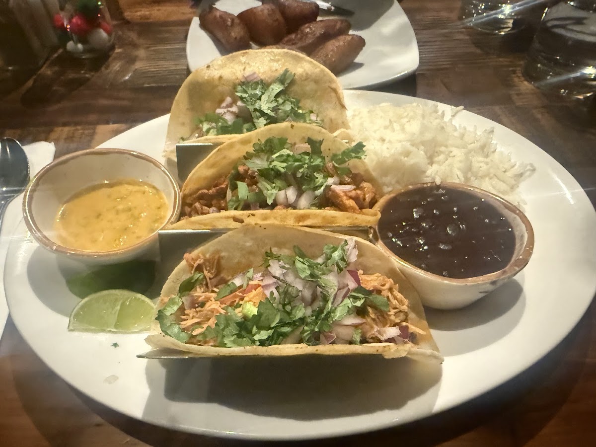 Mirabella Cocina Latina