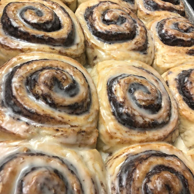 Mega Cinnamon Roll