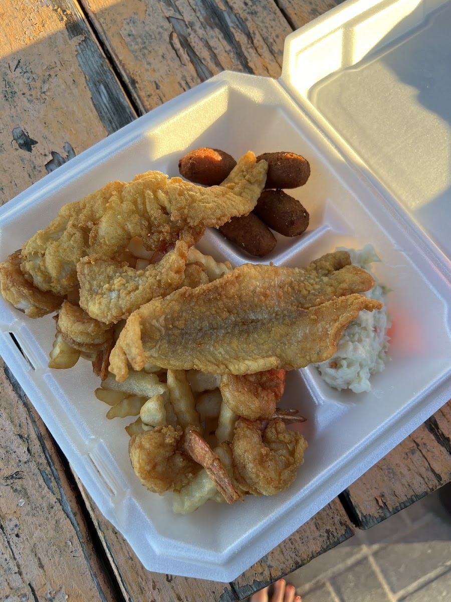 Montana's Fish Fry