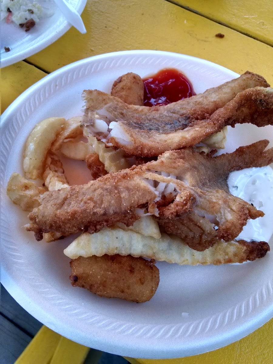 Montana's Fish Fry