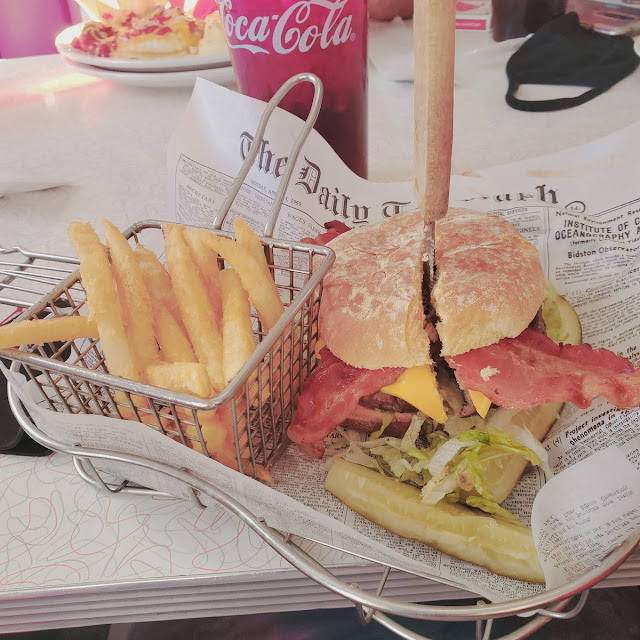 Bacon Cheeseburger with Fries
