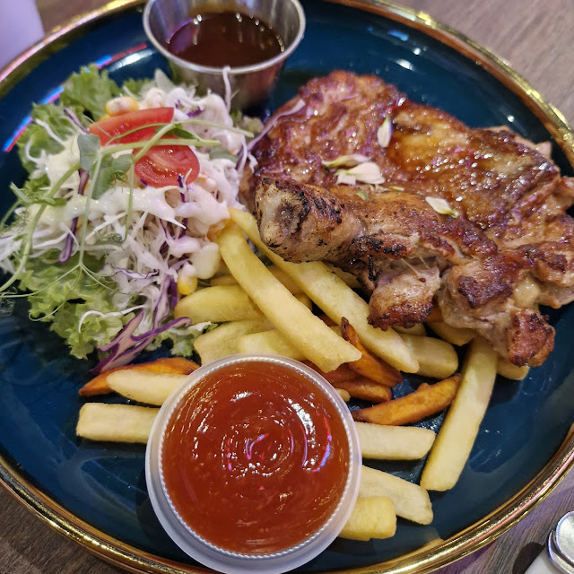 Grilled Chicken Chop with French Fries with Pepper Sauce
