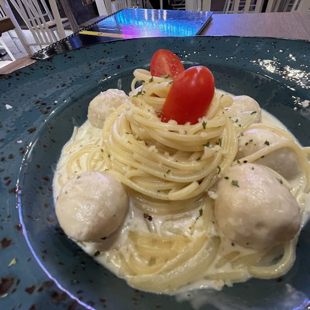 Meatball Spaghetti