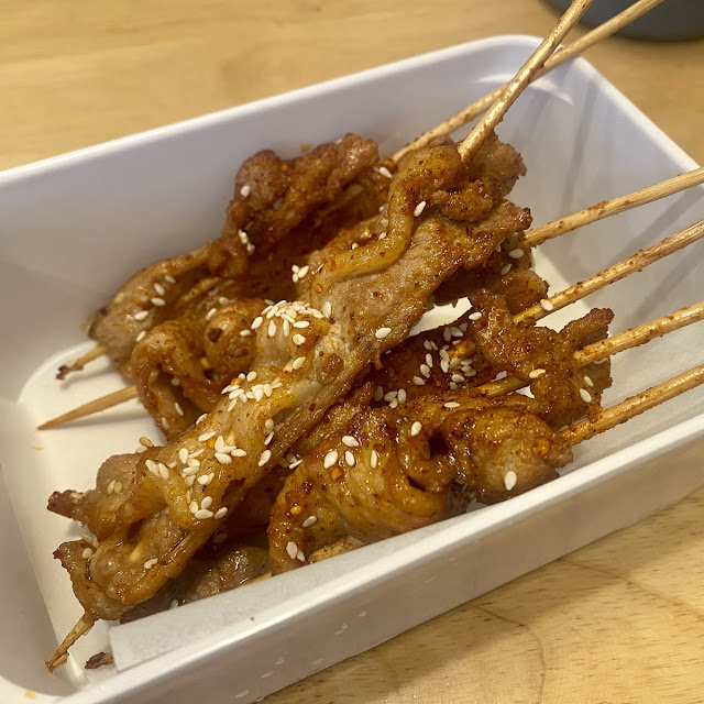 pork belly skewers 必点五花肉串