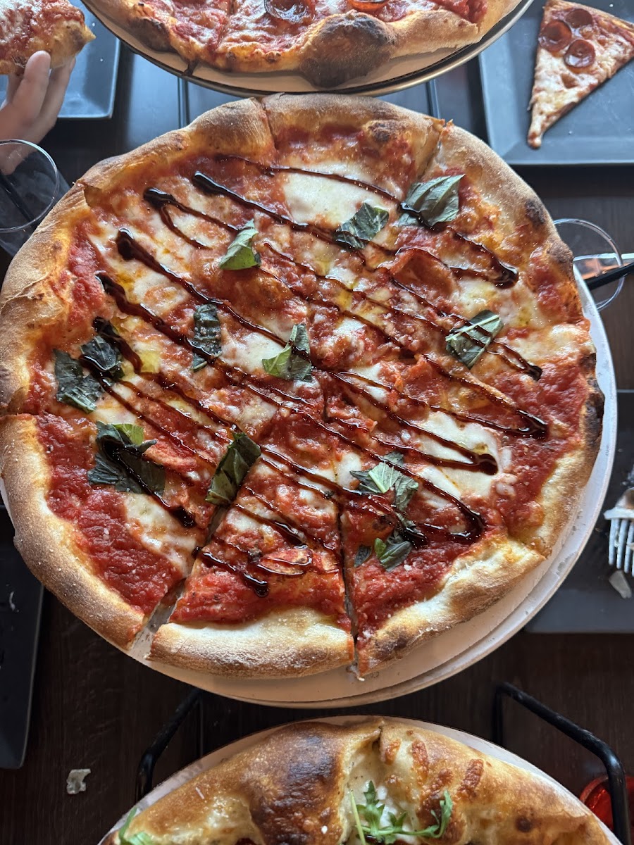 Nana's Kitchen & Pizzeria