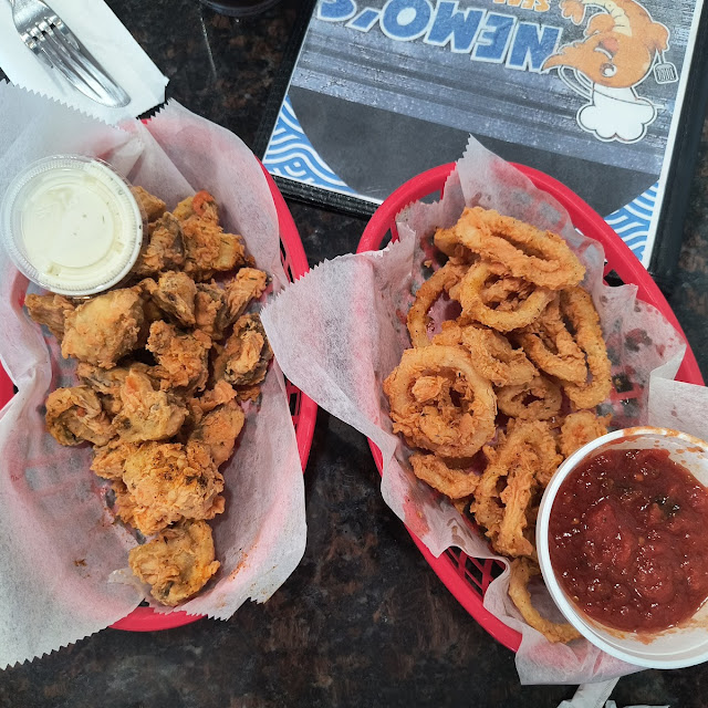 Fried Mushrooms & Fried Calamari
