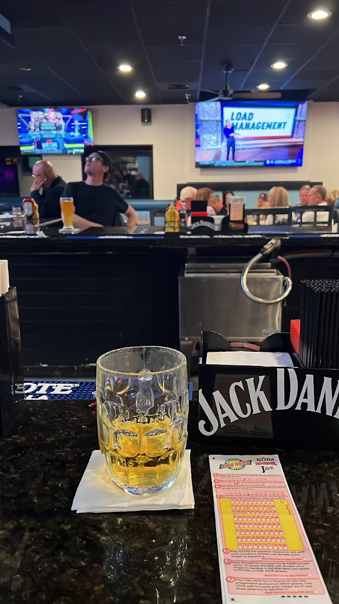 New Baltimore Upscale Dive