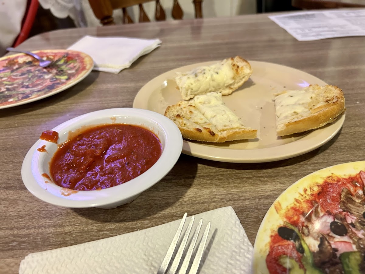 New Haven's Pizza Shoppe
