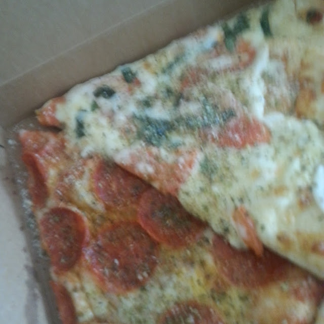 Tomato Basil Pizza