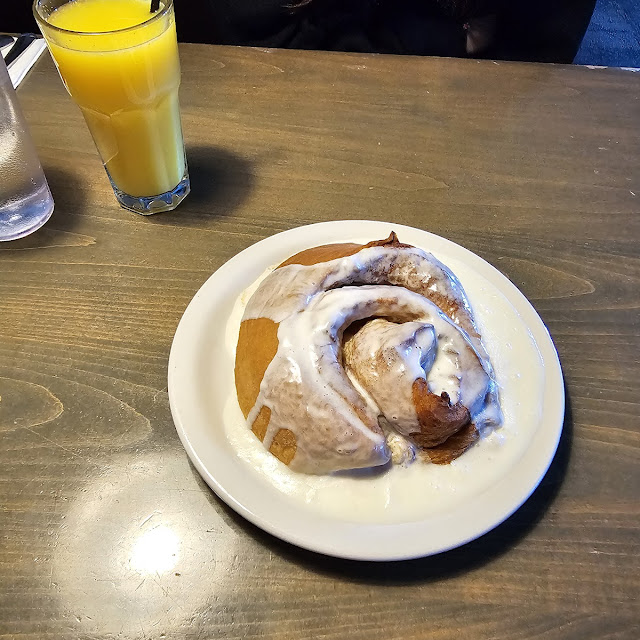 Cinnamon Roll
