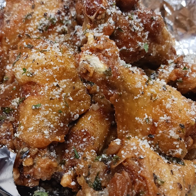 Garlic Parm Wings
