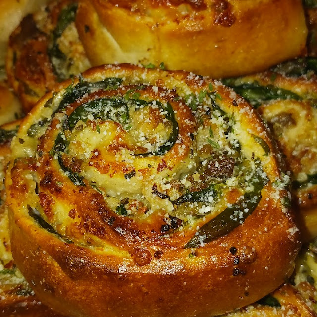 Meatball and Spinach Pinwheels