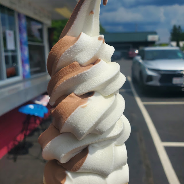 Swirl Cone Small