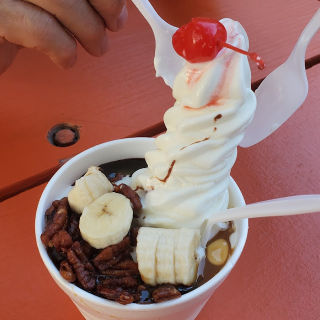 Brownie Sundae
