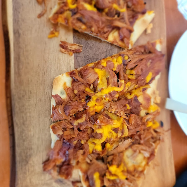 Pulled Pork Flatbread Pizza