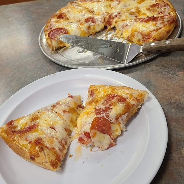 Small Pepperoni Pizza
