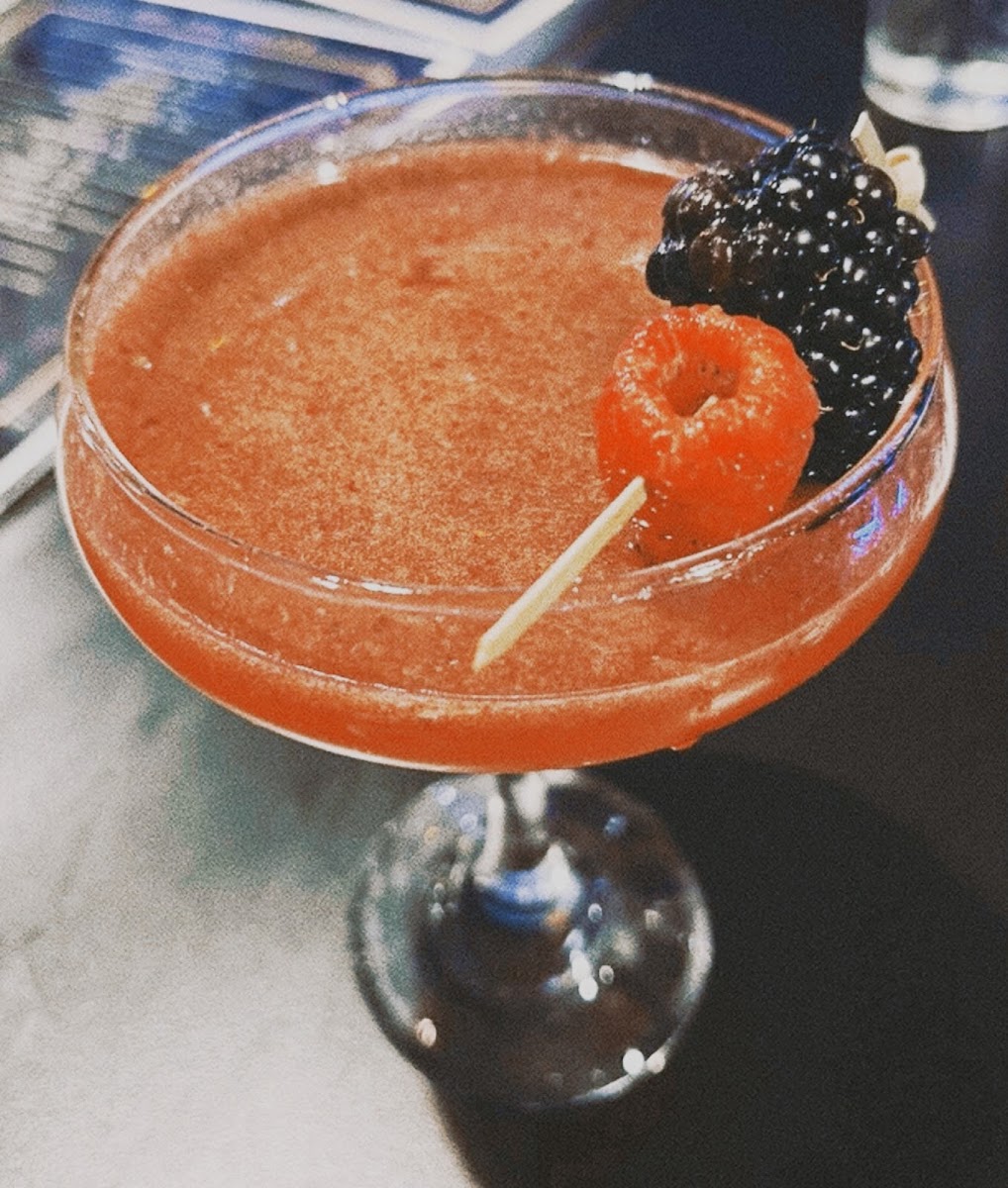 On The Rocks Kitchen & Lounge