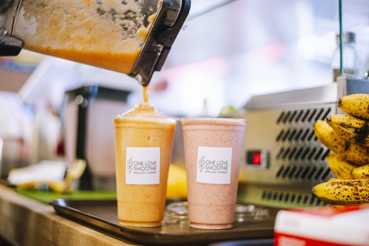 One Love Smoothie & Taco Bar