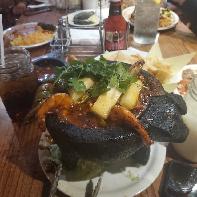 Molcajete Camarones