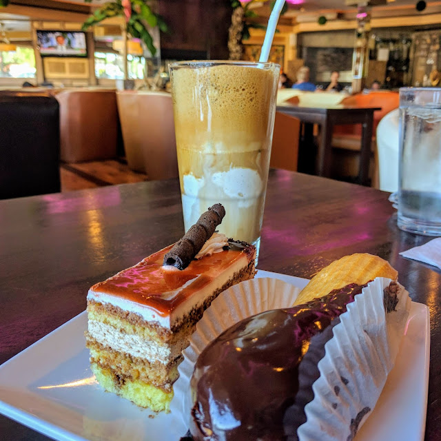 Tiramisu Cake