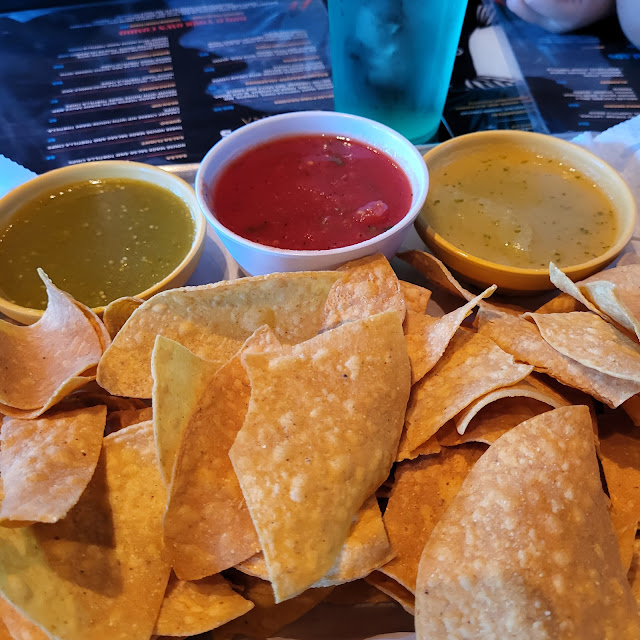 Guacamole and Salsa Chips
